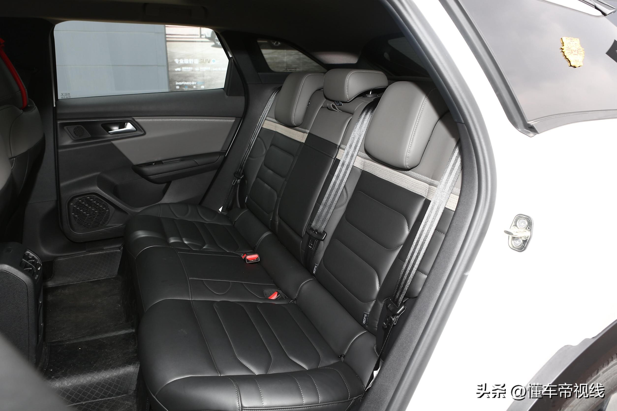 东风雪铁龙凡尔赛c5x成新爆款,东风雪铁龙凡尔赛c5x混动落地