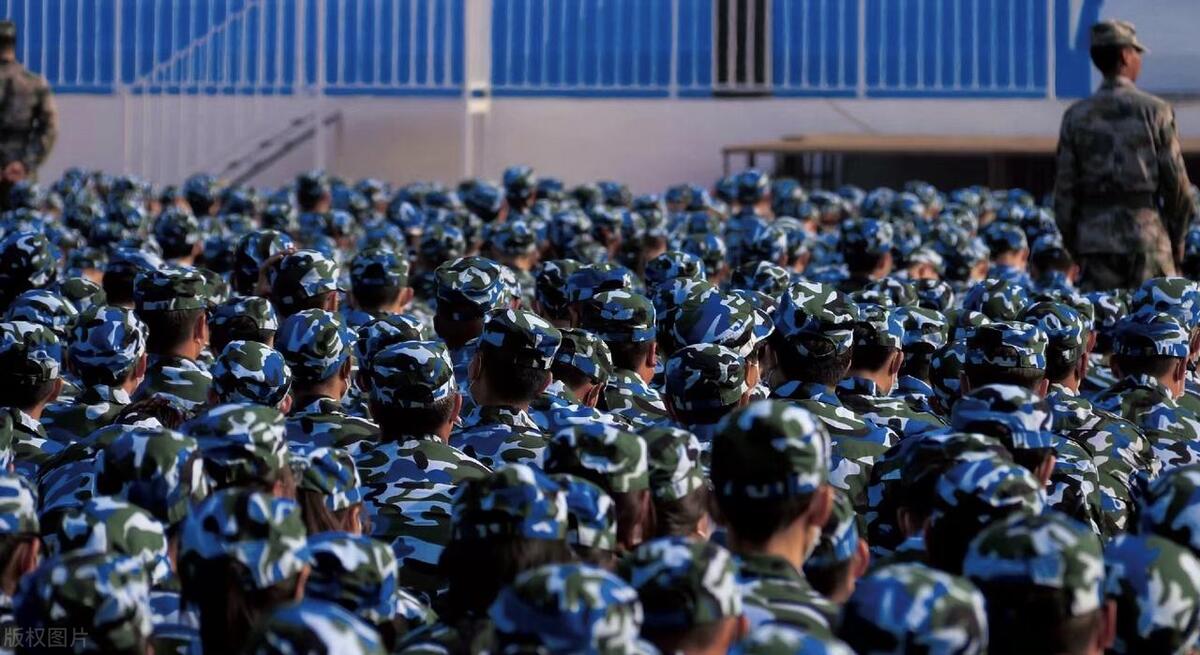 上海仅有一所军校，虽是第二军医，但医疗教学实力是上海滩扛把子