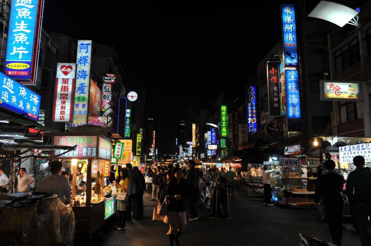 台湾代表团到香港澳门,台湾青年参访团回台谈对大陆看法