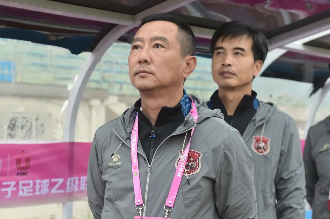 上海女足对嘉定汇龙女足,上海嘉定汇龙女足名单