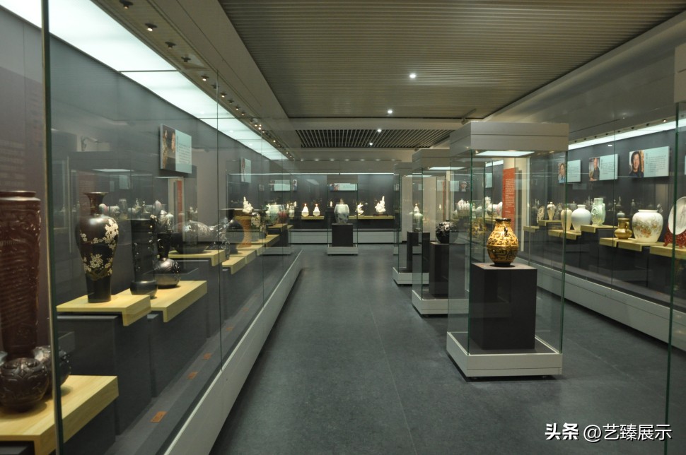 *物文**展柜设计注意事项