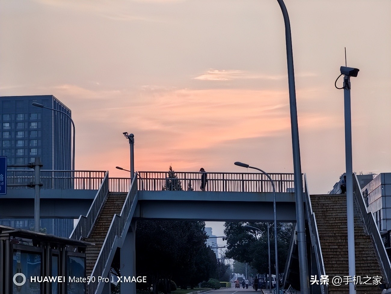 心心念念的华为mate50pro终于到手了,日常使用值得买华为mate50pro吗