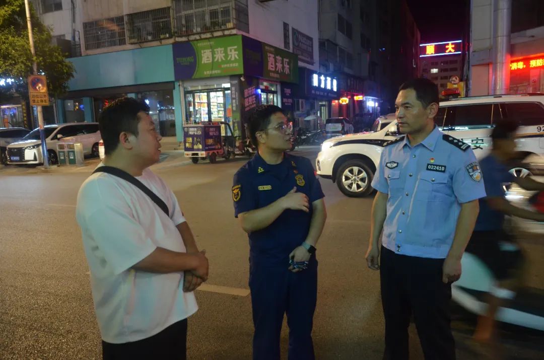 夏季治安打击整治“百日行动”丨尽锐出战！河南洛阳公安全力开展夏夜治安巡查宣防第二次集中统一行动