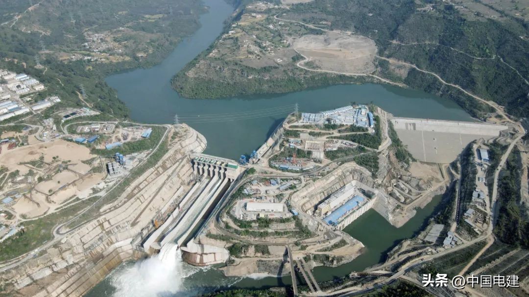 今天，咱哪两个“一带一路”项目上了《人民日报》？