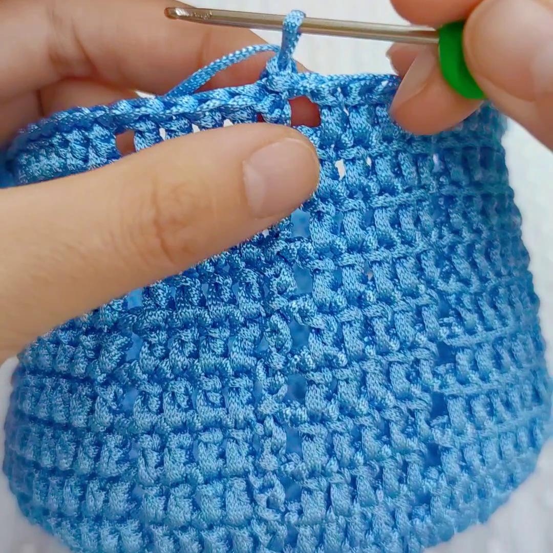 diy手工米奇绒线护耳帽,钩针米奇平面装饰帽子上视频教程