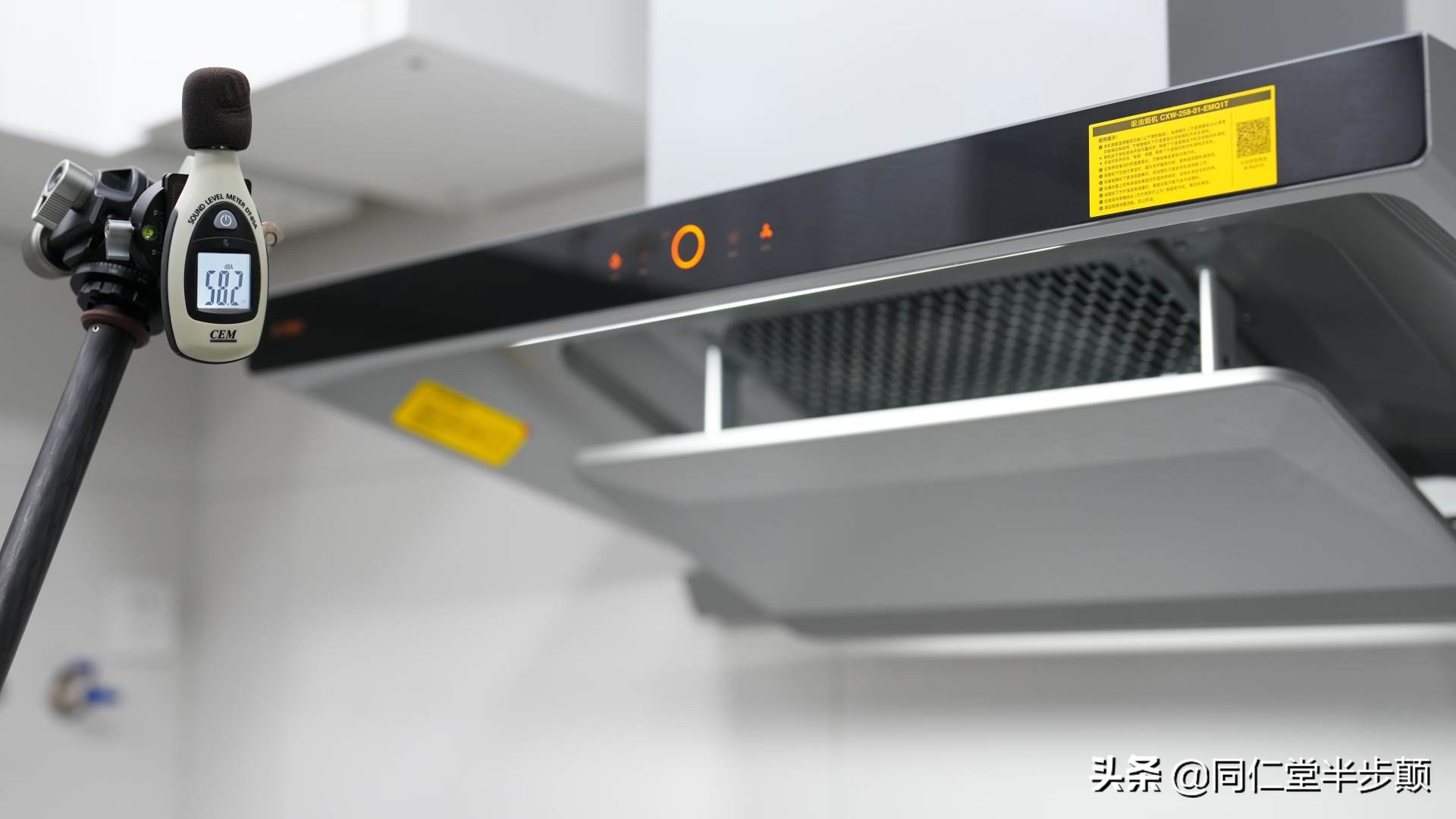 智能油烟机自动调节吸力,智能吸油烟机调节默认风速