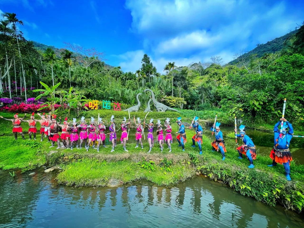 中国首部观众参演大型沉浸式雨林实景剧本杀《雨林部落·呀诺达探秘》正式亮相