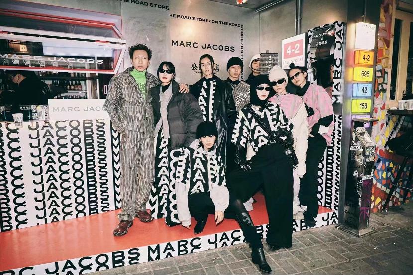 鍏矾鍟嗗簵鍗栫儫,鍏矾鍟嗗簵棣欑儫