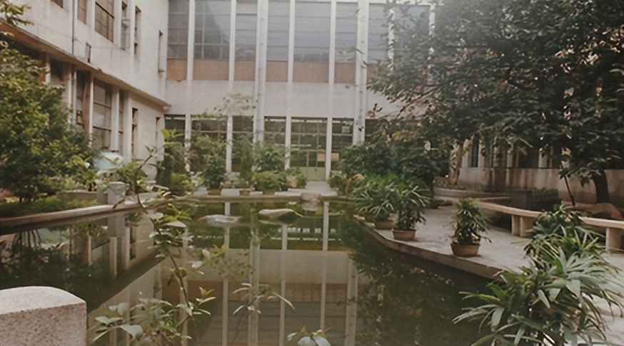 广州打卡景点或网红景点,广东火车站免费网红打卡地