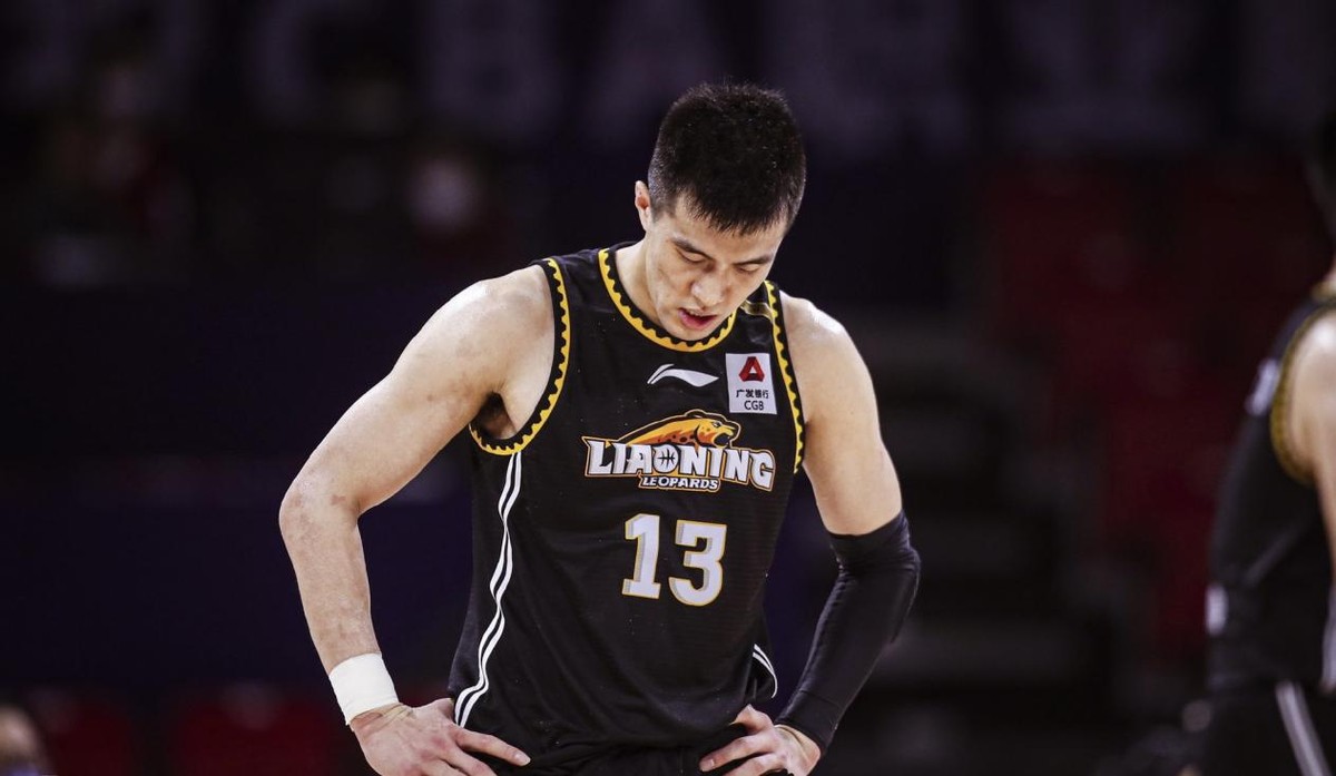 篮球痴汉,郭艾伦痴迷南斯拉夫步