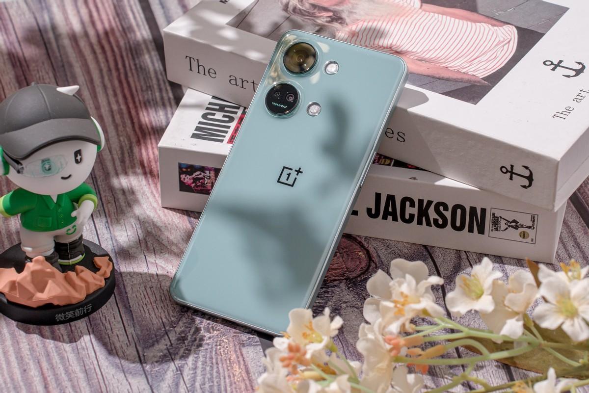 2023换手机,目前这4款手机很吃香,低至1589元