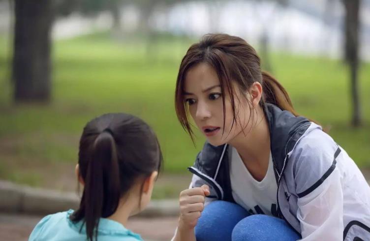 12岁男孩偷妈妈手机,十岁男孩偷妈妈手机的事件