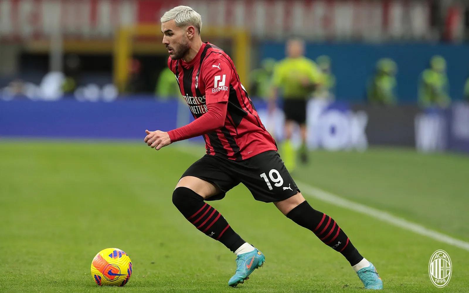 米兰豪取九场不败再迎两大利好,米兰双雄时隔12赛季晋级8强