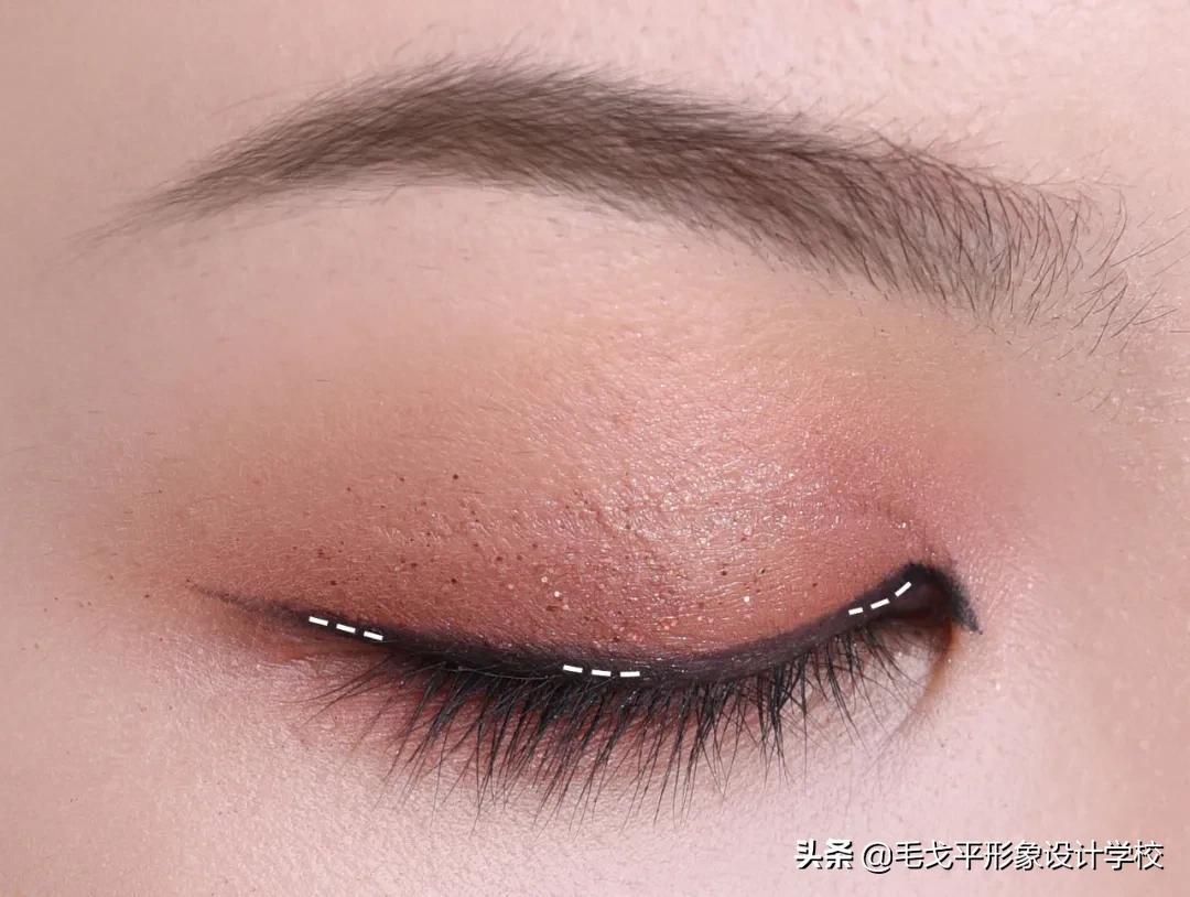 初学者化妆步骤基础教程视频,新手学化妆基础教程直播