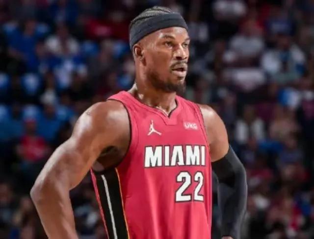 休赛期字母哥,休赛期球星打球