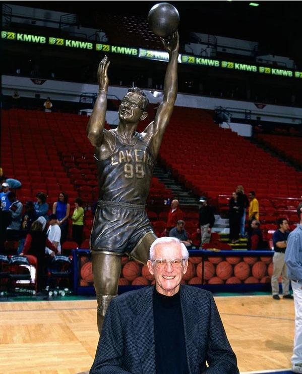 nba总决赛传奇奥拉朱旺,nba球星奥拉朱旺拿过总冠军吗