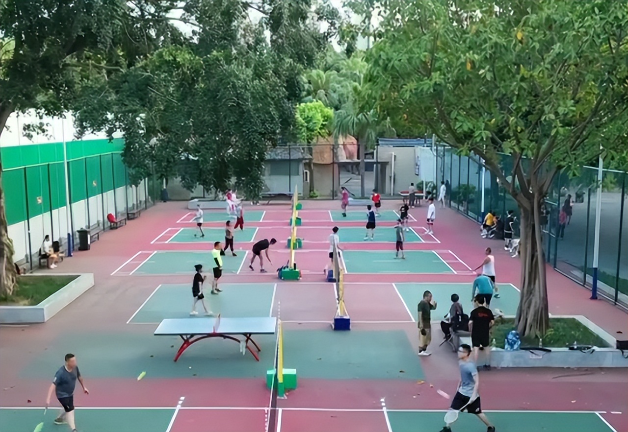 南宁有跑道的公园,南宁有哪个公园好玩