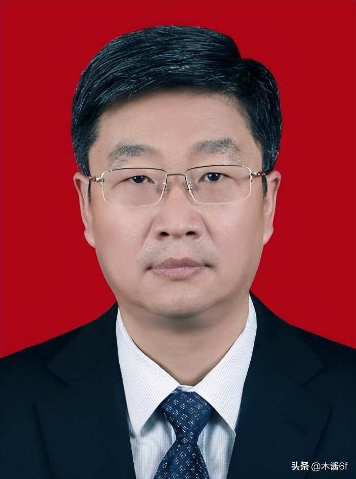 市长提拔副省长是什么级别,普通市长提拔副省长是什么级别