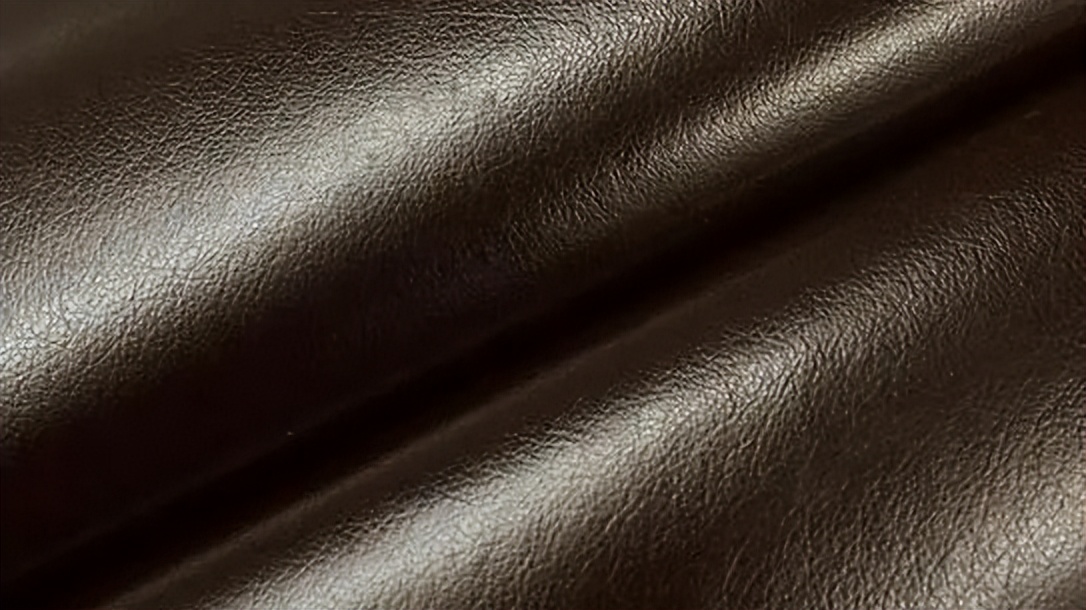 为什么皮鞋不臭脚,为什么皮鞋内里采用猪皮的多