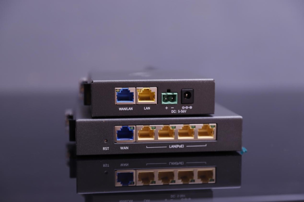 蒲公英r300s路由器拆解,蒲公英路由器r300测评