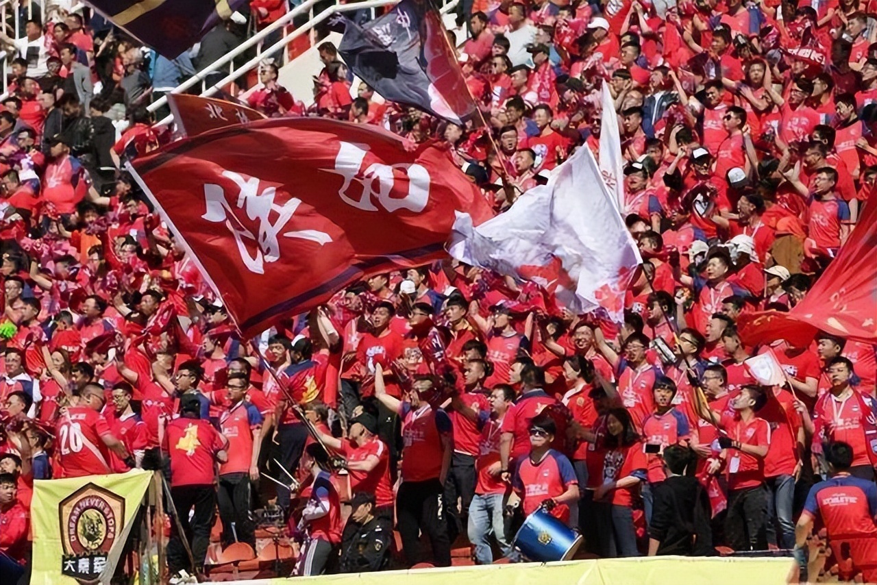 陕西长安竞技解散视频,陕西长安竞技解散球迷的反应