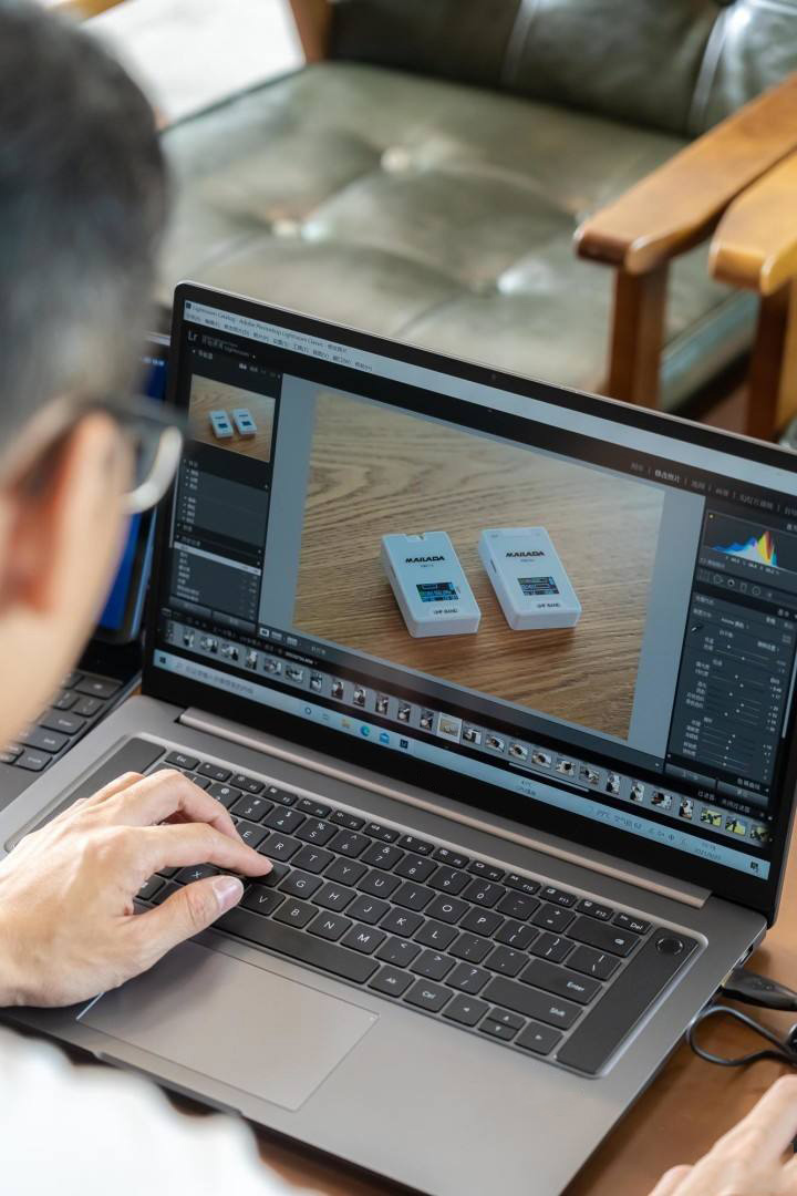 华硕无双evo认证12代i5oled,五千能买华硕吗