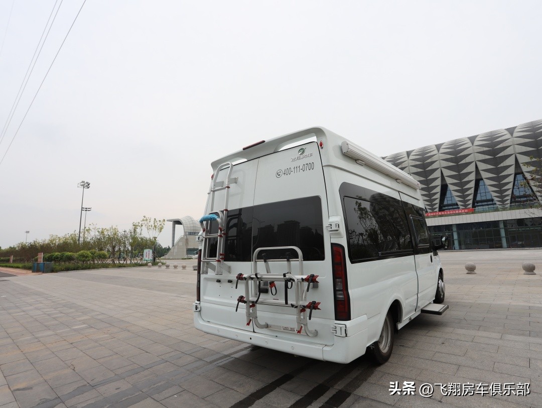 居家实用空间大b级车买什么车,12万就想买b级轿车这三款车满足你