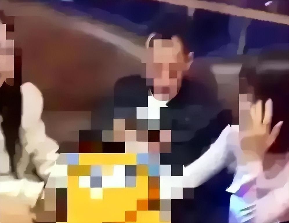 内蒙“白富美”涉嫌淫乱被警方抓获，声称他们7人都是我男朋友！