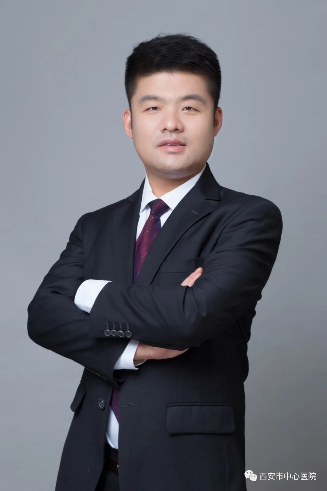 椎间孔镜治疗腰间盘突出视频,腰椎间盘突出做椎间孔镜腰胀痛