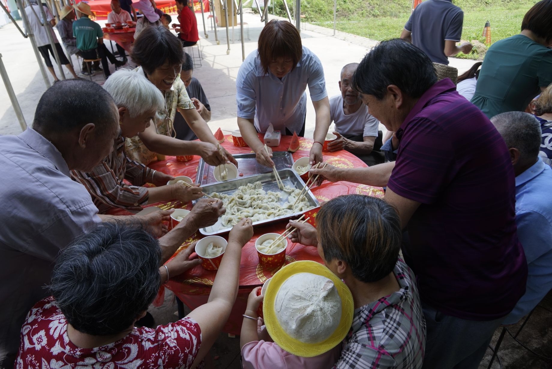 文艺轻骑兵信阳||青山苍苍土门粽香
