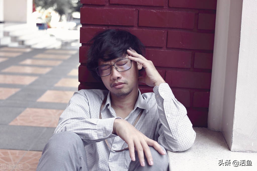 男子身患绝症想让前妻照顾孩子,男子身患白血病妻子拒绝照顾