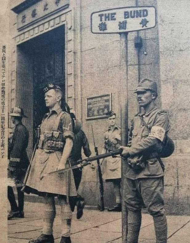 绾崇补寰峰浗灞犳潃鐘瑰お濂充汉,绾崇补灞犳潃鐘瑰お濡囧コ绾疄