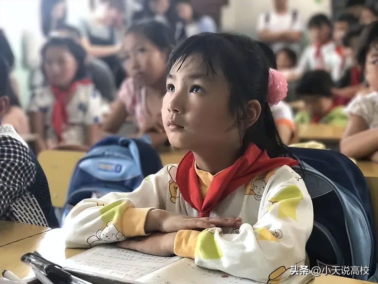 外卖小哥正能量一天送60单挣600元,外卖小哥靠自己双手赚钱