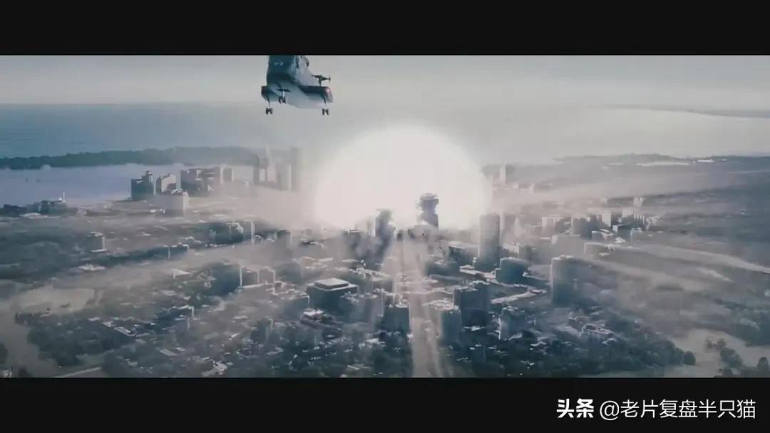 钢铁侠和蝙蝠侠后期谁更强,钢铁侠为什么注定打不过蝙蝠侠