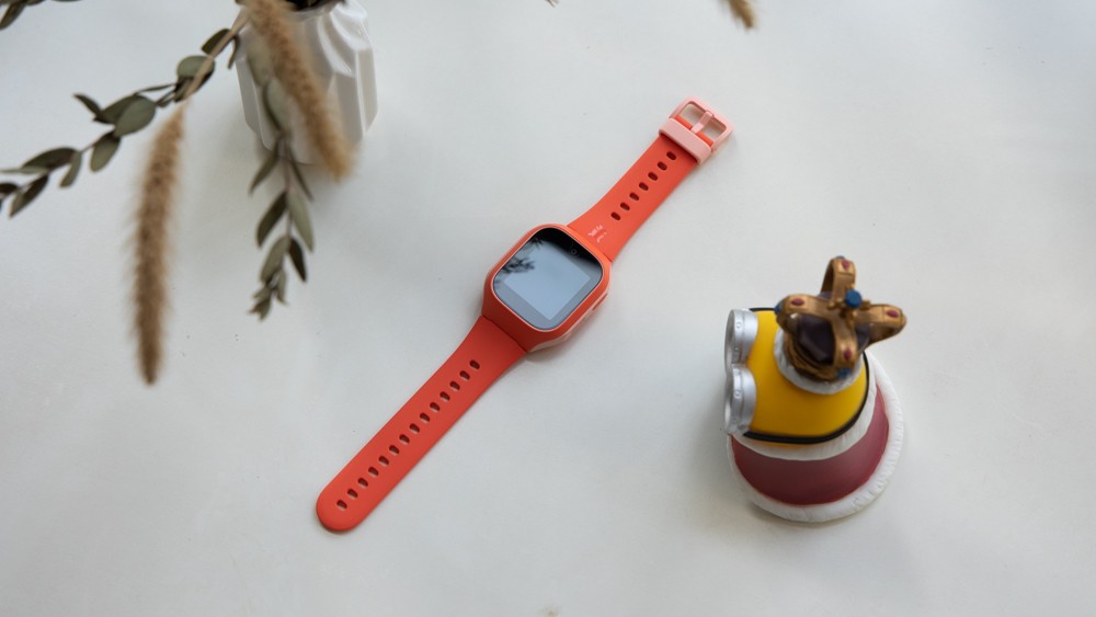 支持微信qq的儿童电话手表,米兔6c儿童电话手表有游戏吗