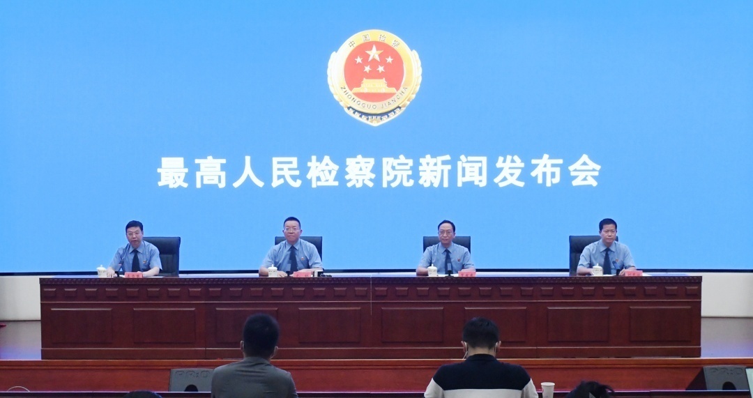 军人流血流汗又流泪,军人流血流汗不流泪