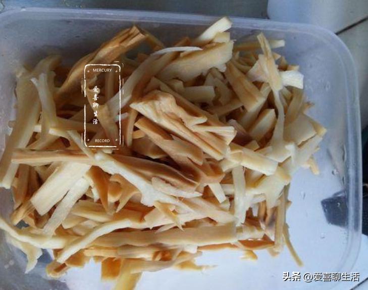 春季，6种蔬菜晒干比新鲜的更好吃，炒菜做饭特别香，还久放不坏