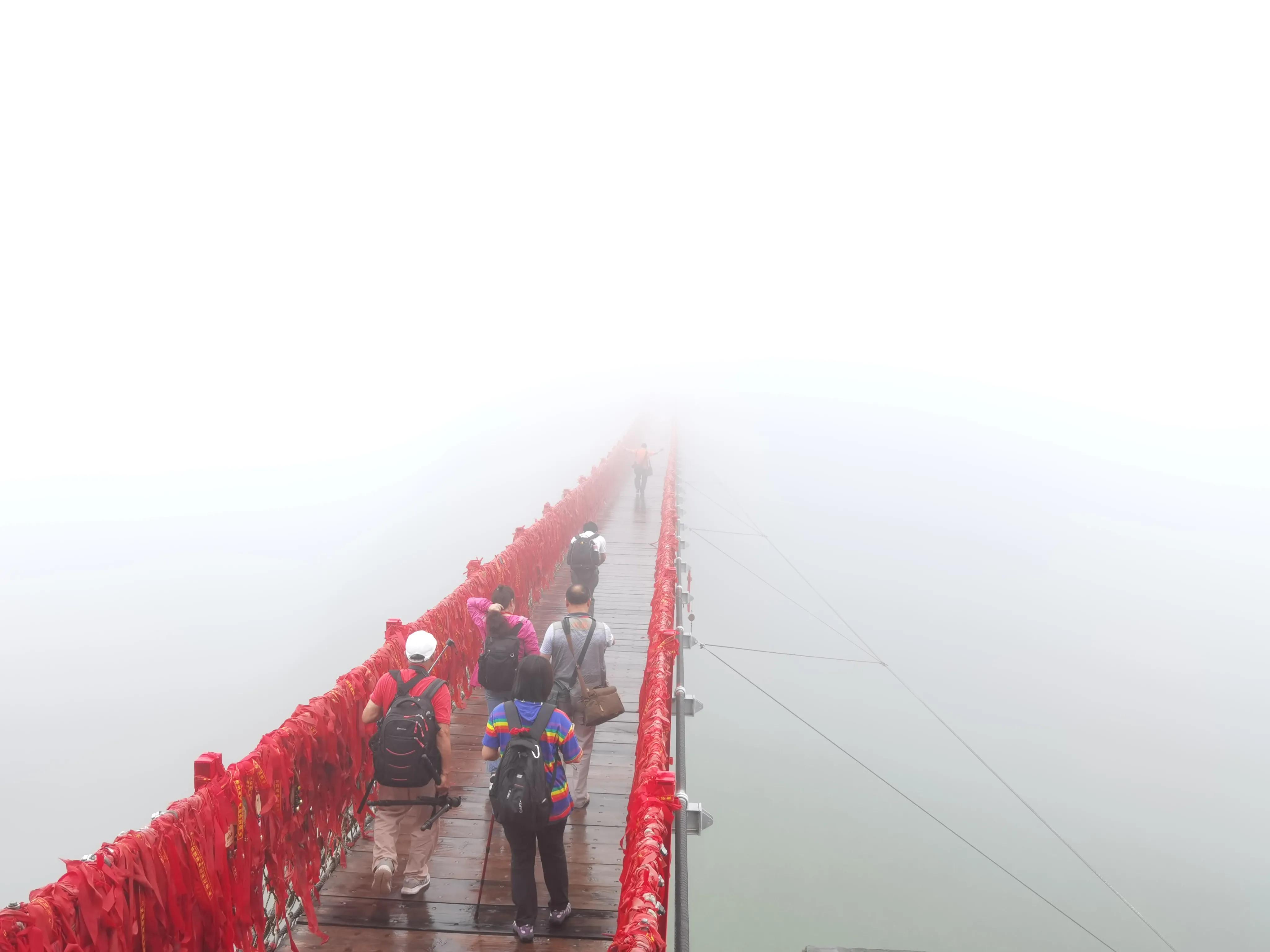 桂林阳朔如意峰一镜到底,阳朔如意峰全景