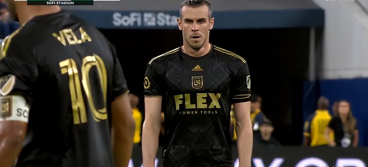 贝尔新赛季进球,贝尔赛后无奈眼神