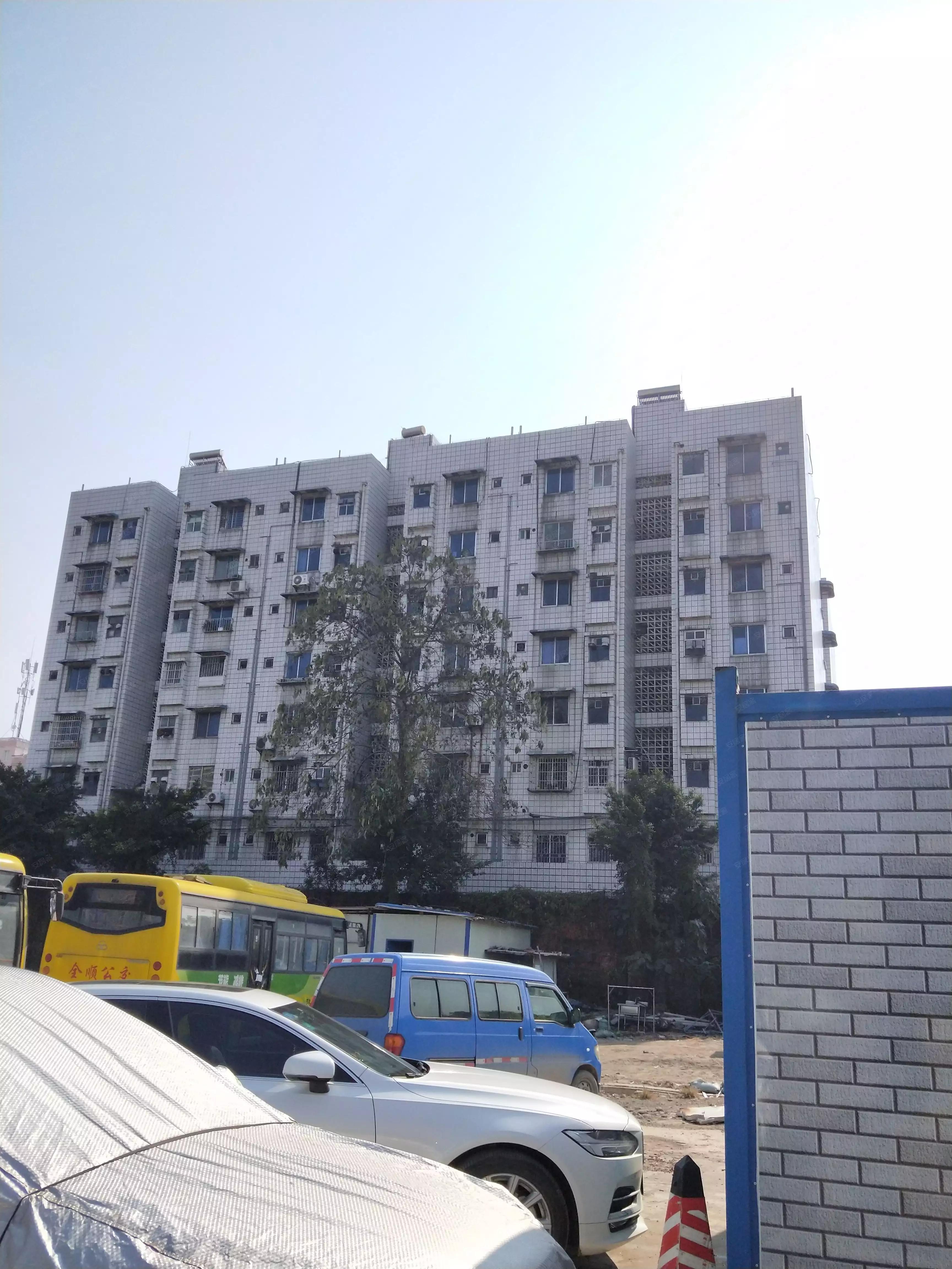 柳州糖果二厂,广西柳州柳石路糖果一厂