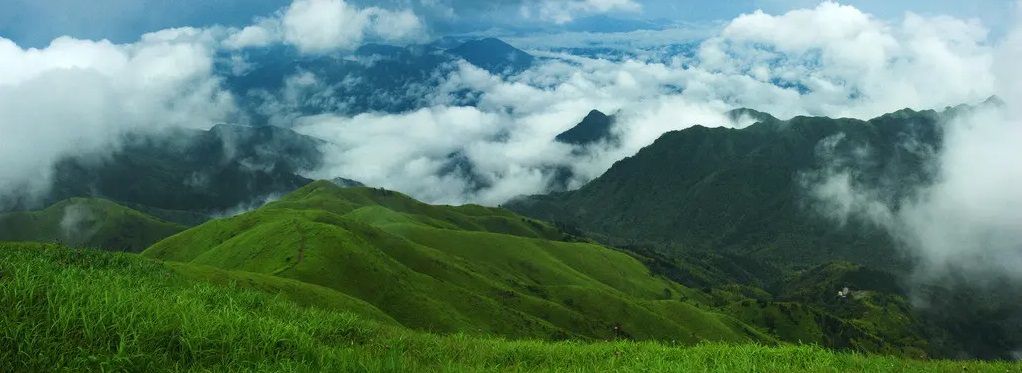 临江仙滚滚长江东逝水诗句,滚滚长江东逝水诗词意境