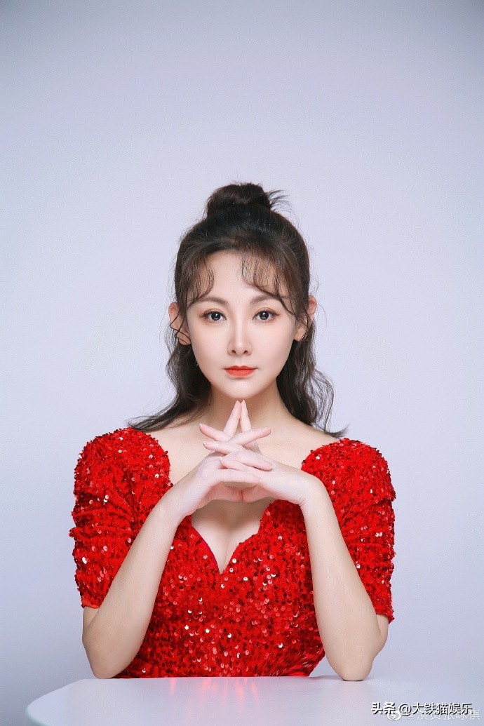 过去二十年的美女明星,十位20年前的女明星的样子