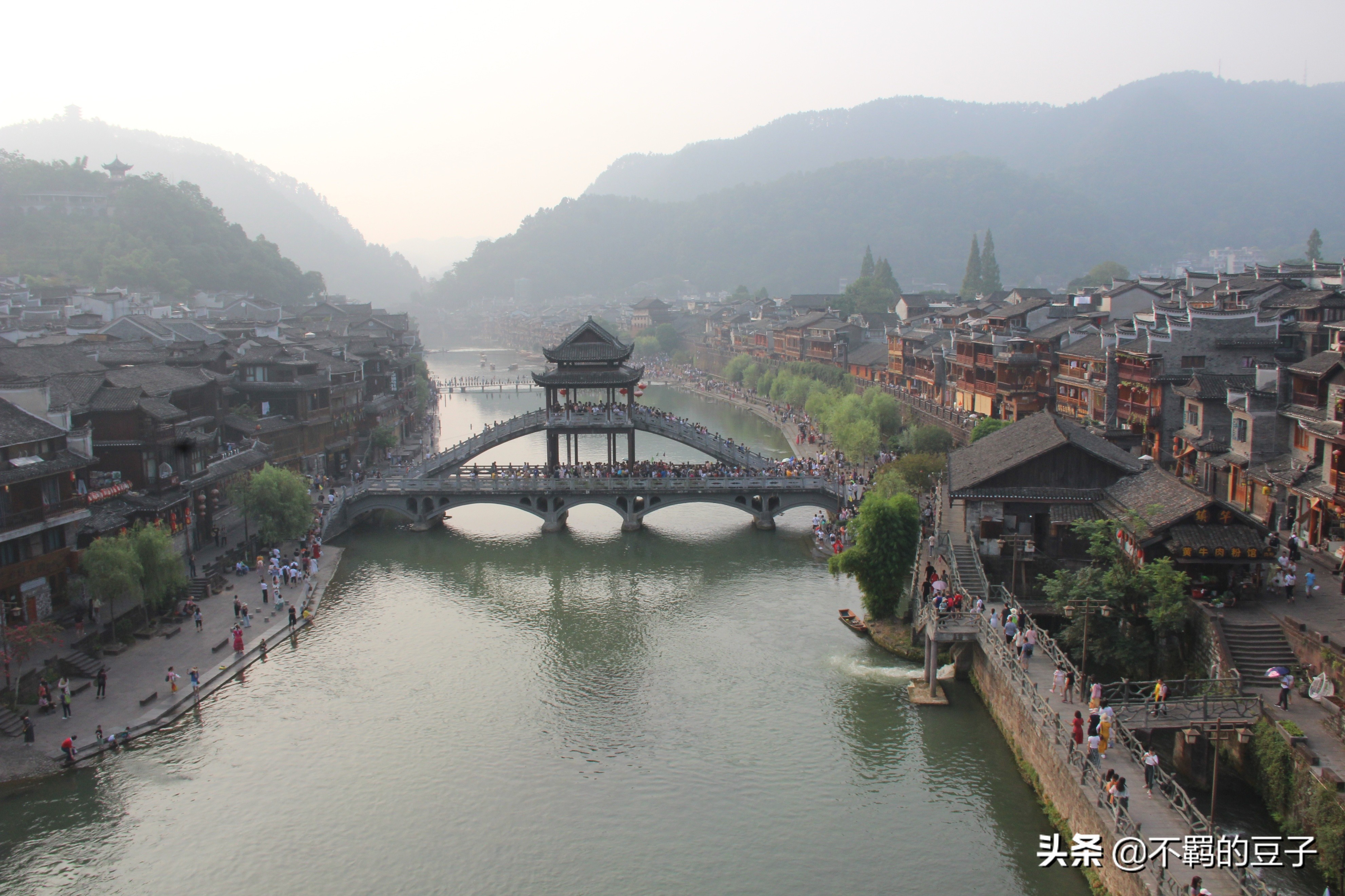 凤凰古城离黔东南多远,黔东南州到凤凰古城多少公里