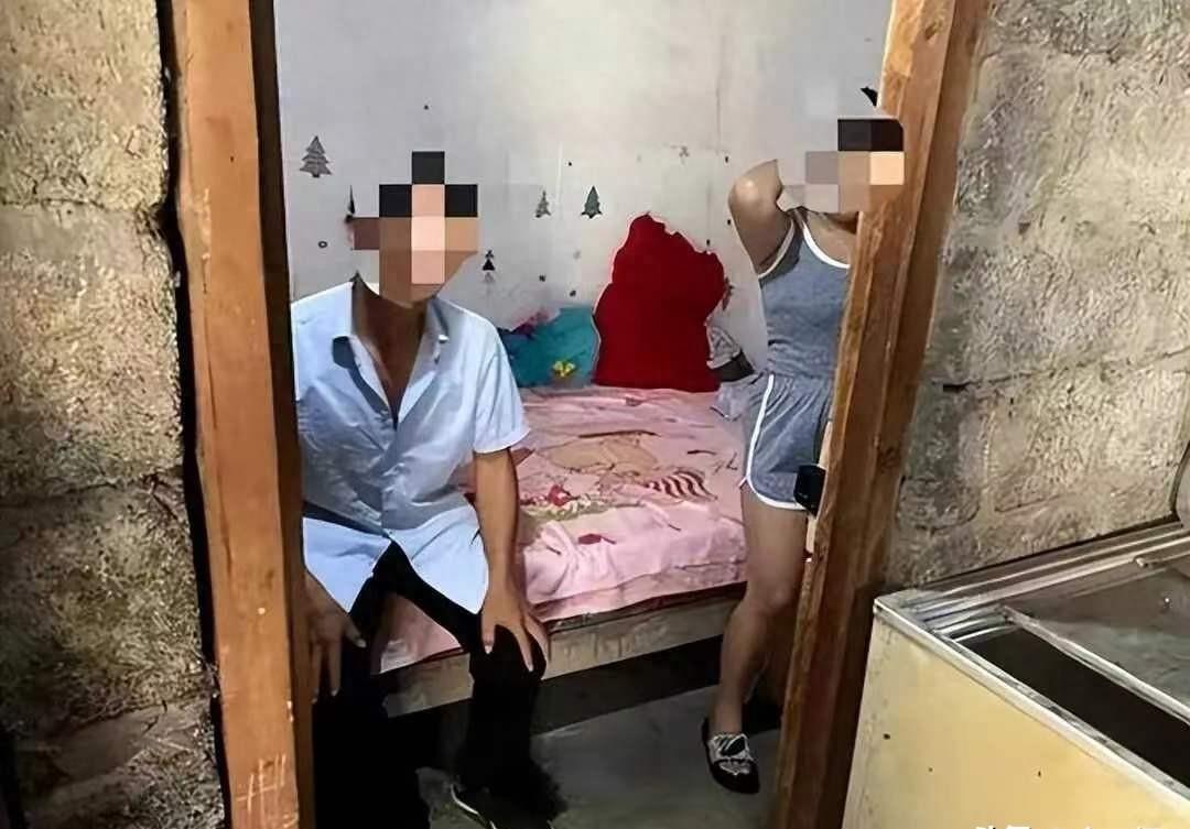 嫖客老汉豁出去了!把卖淫女当儿媳,大胆逆袭惊人一幕