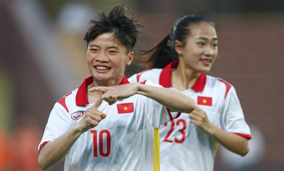 亚洲足球精彩瞬间,2002世界杯葡萄牙vs韩国c罗