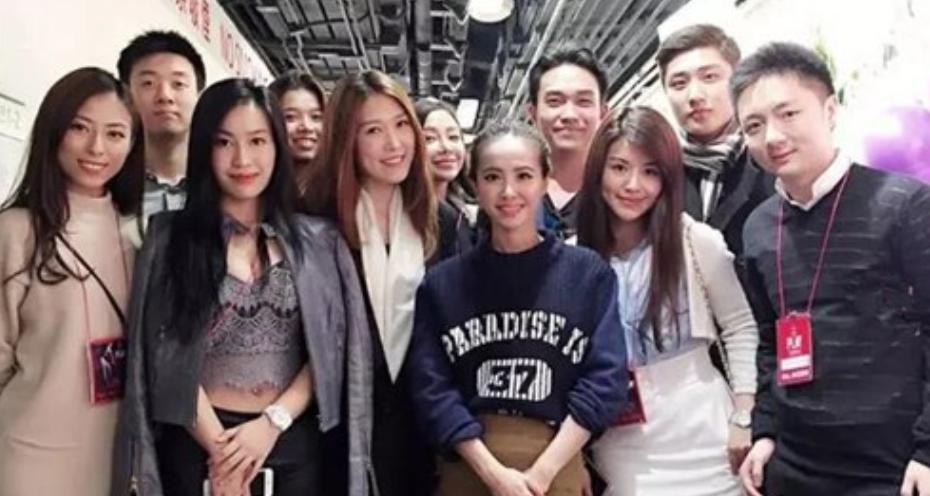 “香港富三代”钟培生，家住20亿豪宅，却直言：希望爱情不含物质