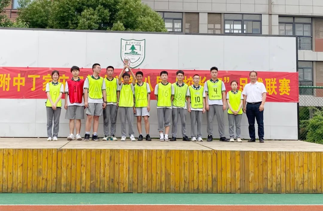 “足”够精彩，只“茵”热爱！栖霞区这所初中足球赛迎来决赛！