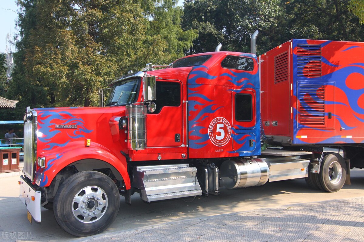 进口商品怎么到国内来的,货物从香港进口到内地