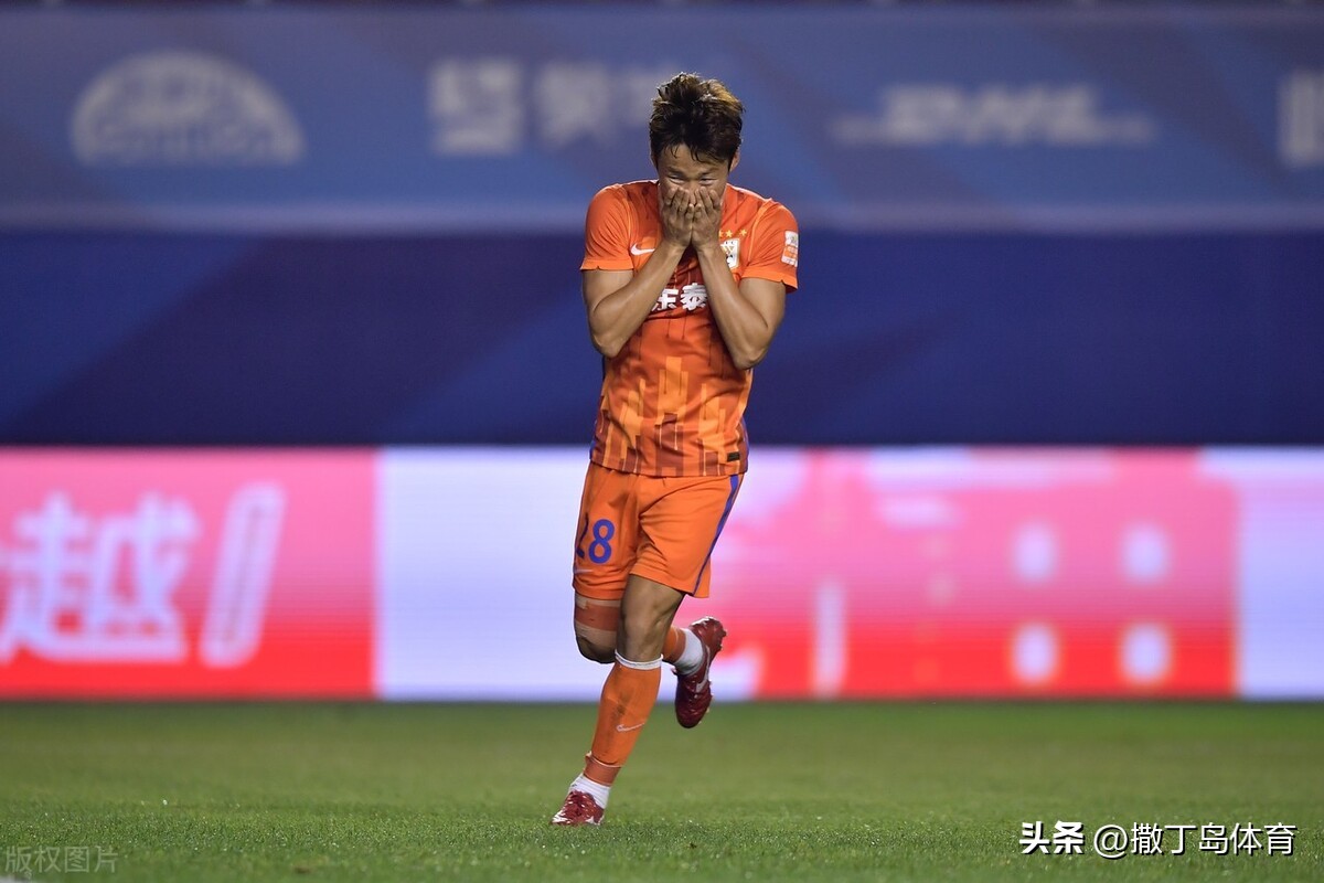 中超山东泰山vs武汉三镇赛后谢场,中超山东泰山2-1武汉三镇回放