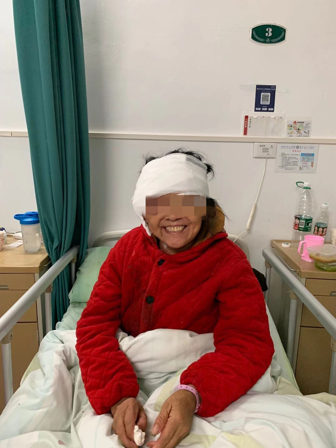 脸颊突然长了很多红色的小颗粒,脸颊两侧突然长了很多小米粒